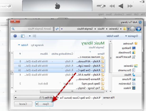 Hur man lägger till en mapp med musik till iTunes. Kontrollera filtillägg för att se till att de är kompatibla med iTunes.