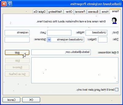 Hur man lägger till adresser till Outlook Express adressbok. När du får ett mail och vill lägga till avsändarens e-postadress och namn i din adressbok, högerklicka musen på avsändarens namn i sidhuvudet (från, ämne, fick raden) i sin e-post.
